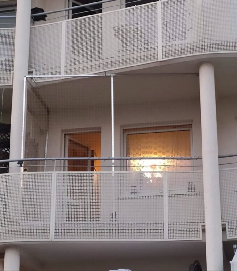 Montaż siatki na balkon i okna dla kotów i przeciwko ptakom Poznań Kocia Misja