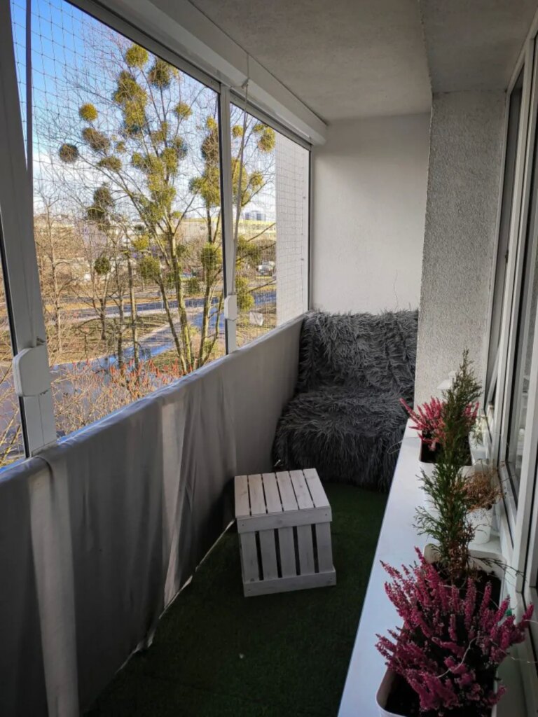 Montaż siatki na balkon i okna dla kotów i przeciwko ptakom Poznań